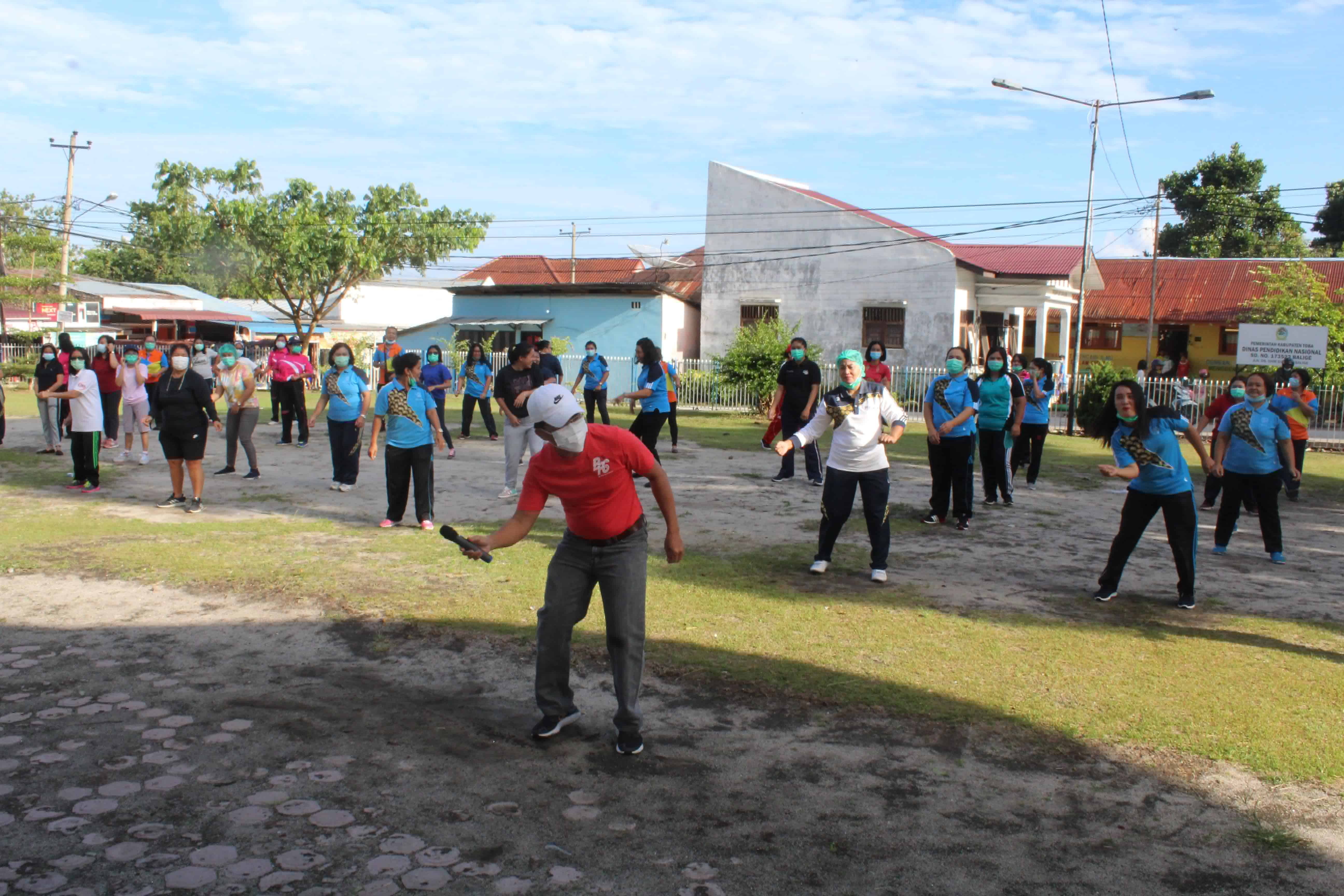 Senam Sehat RSU HKBP Balige